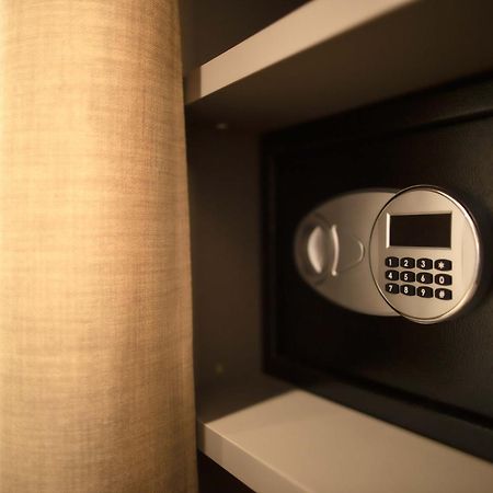 Palazzo Bellocchi - Suites & Apartments Brindisi Room photo