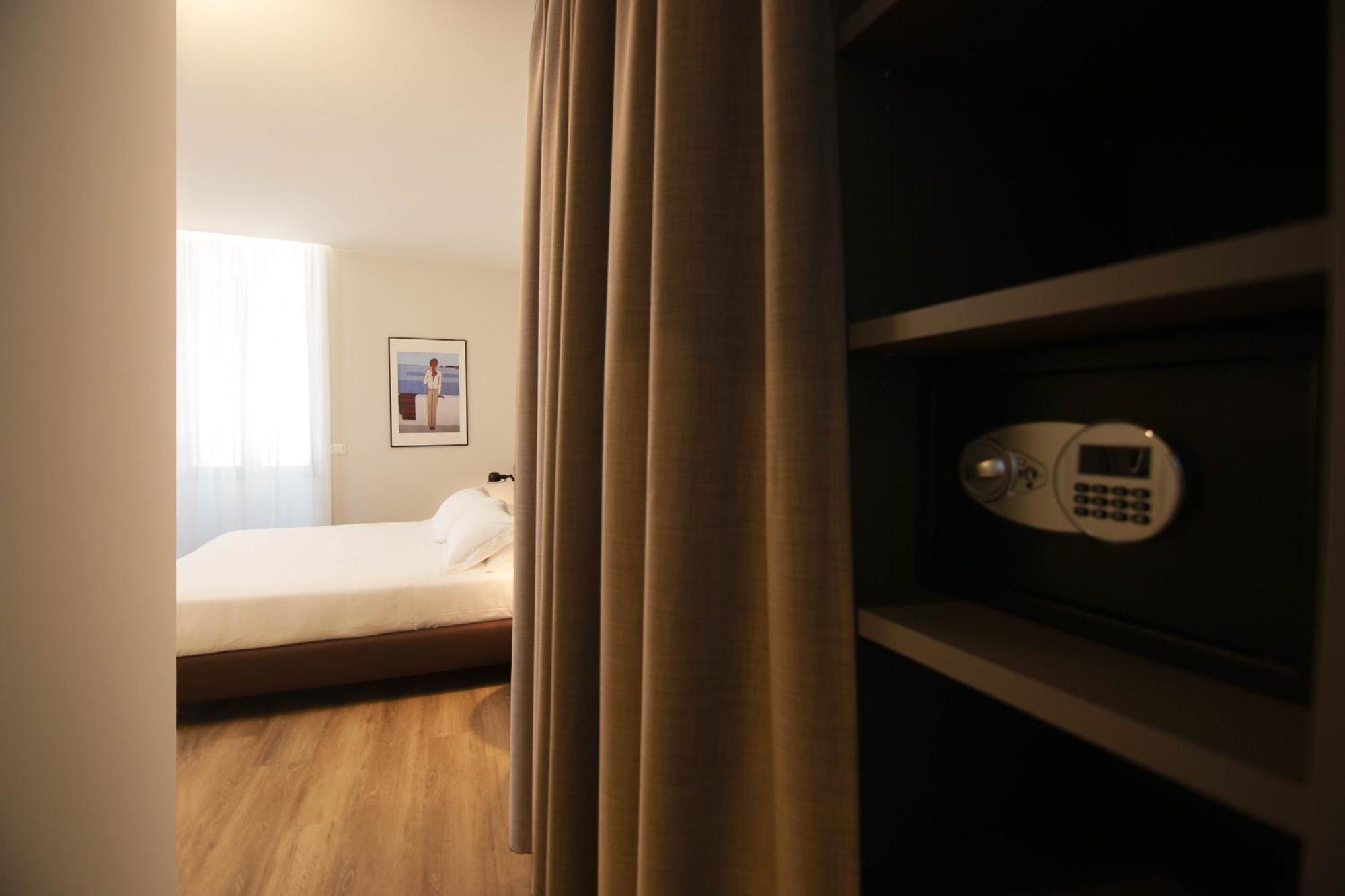 Palazzo Bellocchi - Suites & Apartments Brindisi Room photo